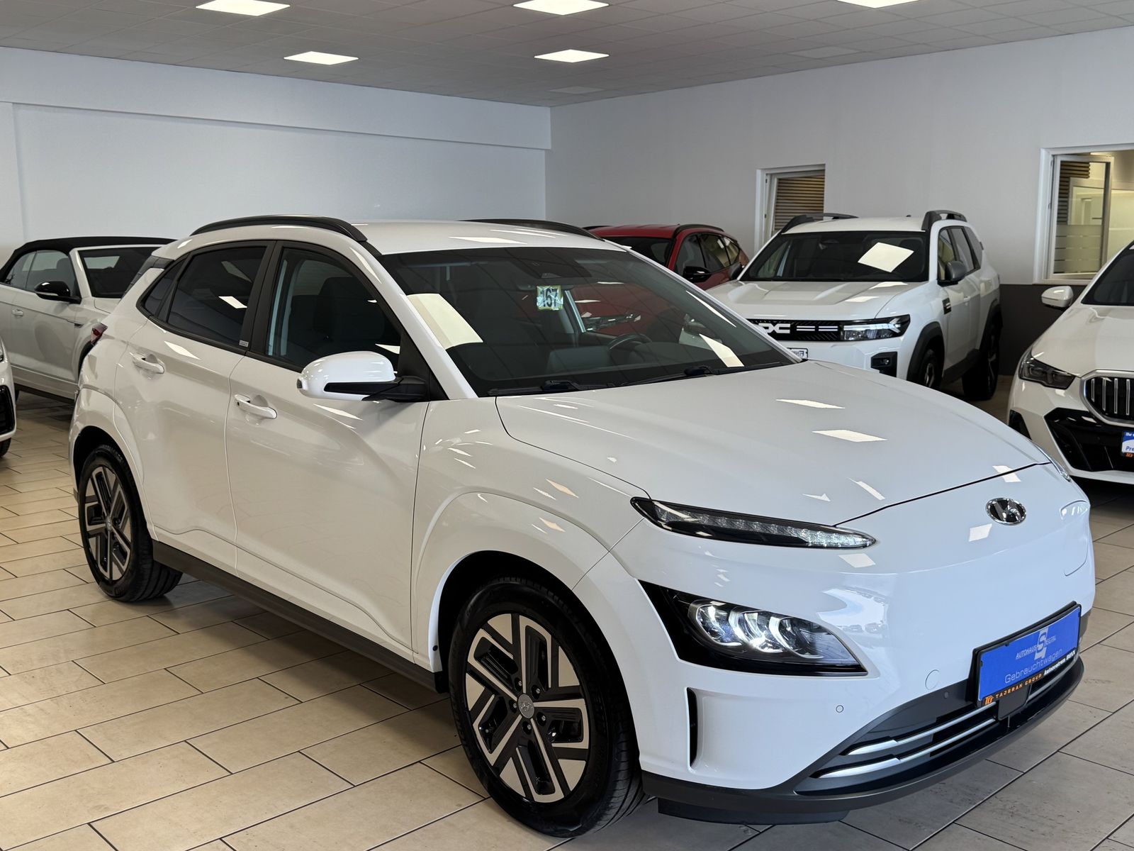 Hyundai Kona Trend 2WD*ACC*LED*Navi*CarPlay*Krell*R-Cam imagem 3