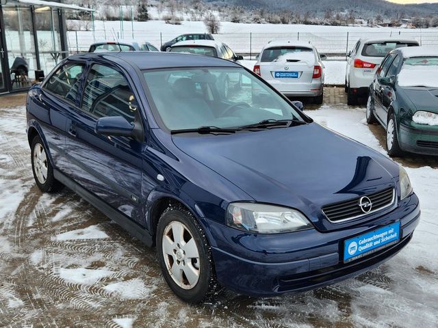 Opel Astra 2.2 Njoy Automatik