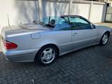 Mercedes-Benz CLK230K. 2.Hand Klima Sitzh. Xenon Klima Holzle. - Mercedes-Benz CLK 230 mit Benzin-Antrieb: Cabrio, Automatik