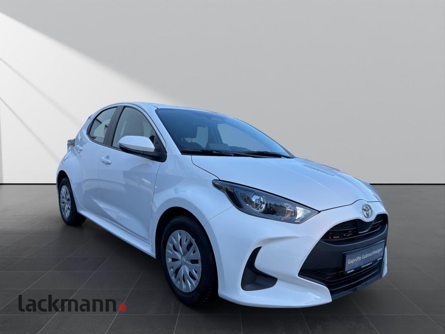 Toyota Yaris 1.5 Hybrid Business Edition*Keyless*SHZ*