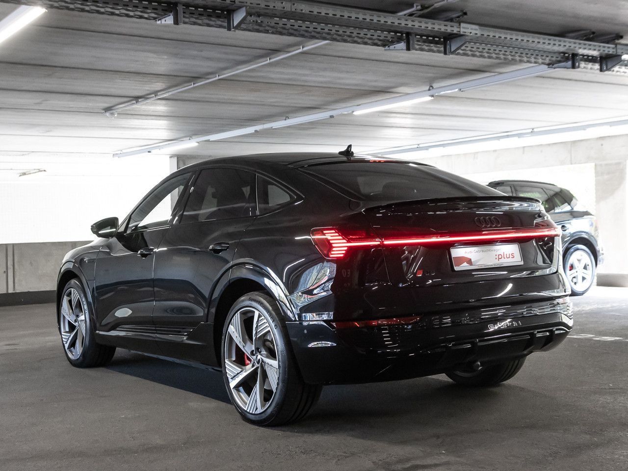 Audi Q8 e-tron 55 S line edition quattro Pano AHK B&O imagem 3