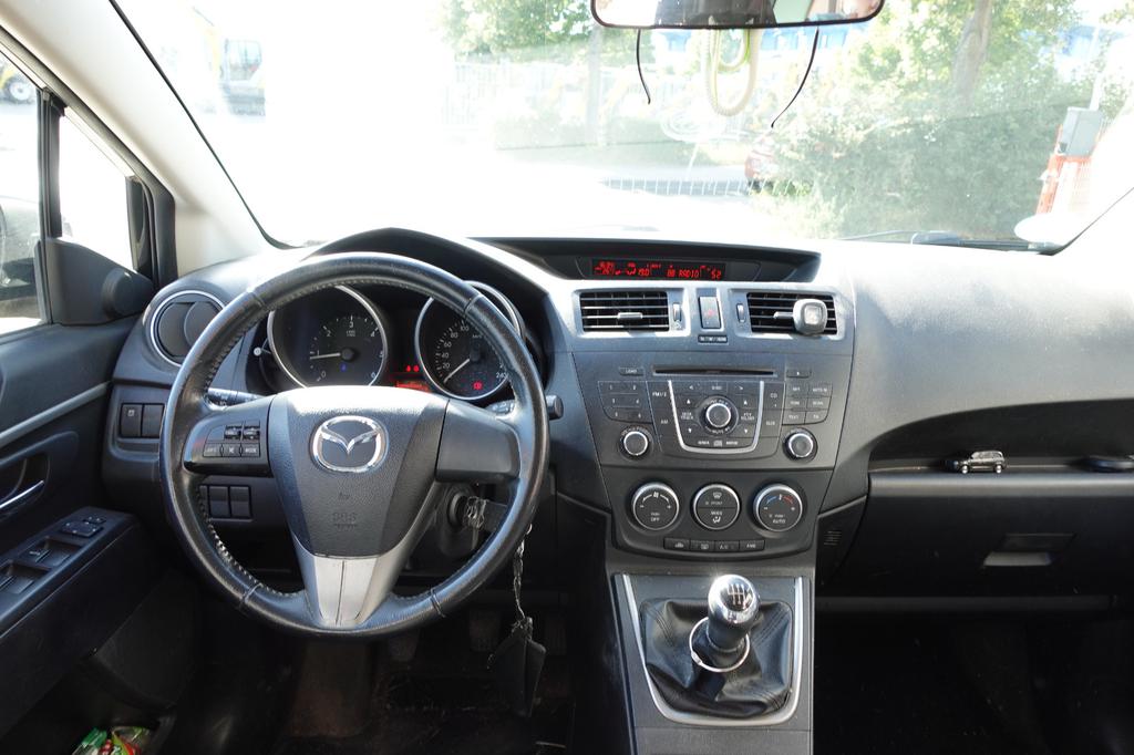Mazda 5