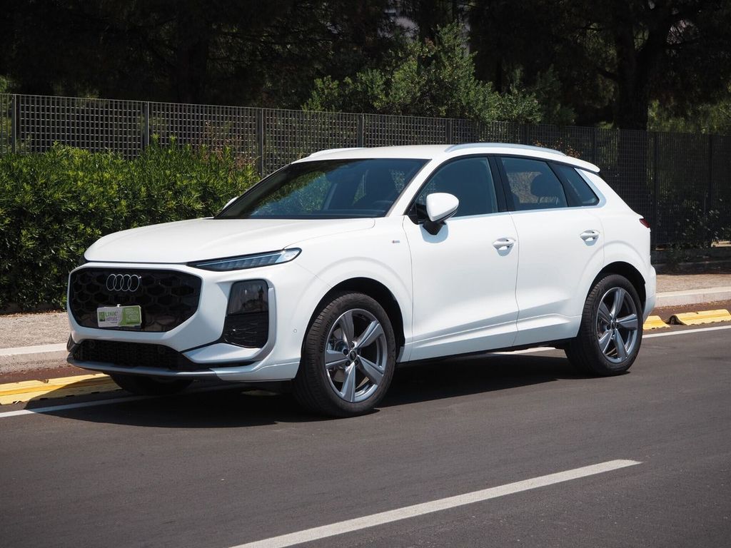 Image of Audi Q3