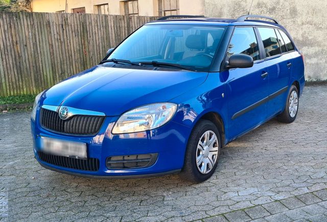 Skoda fabia 1.2l EZ09/2009 Angemeldet