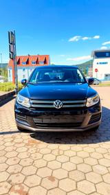 Volkswagen VW Tiguan 2.0 TDI BlueMotion | 110 PS | 10... - Volkswagen: V10 TDI