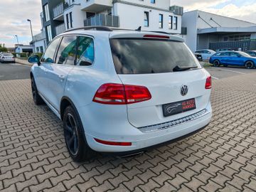 Volkswagen Touareg - 3