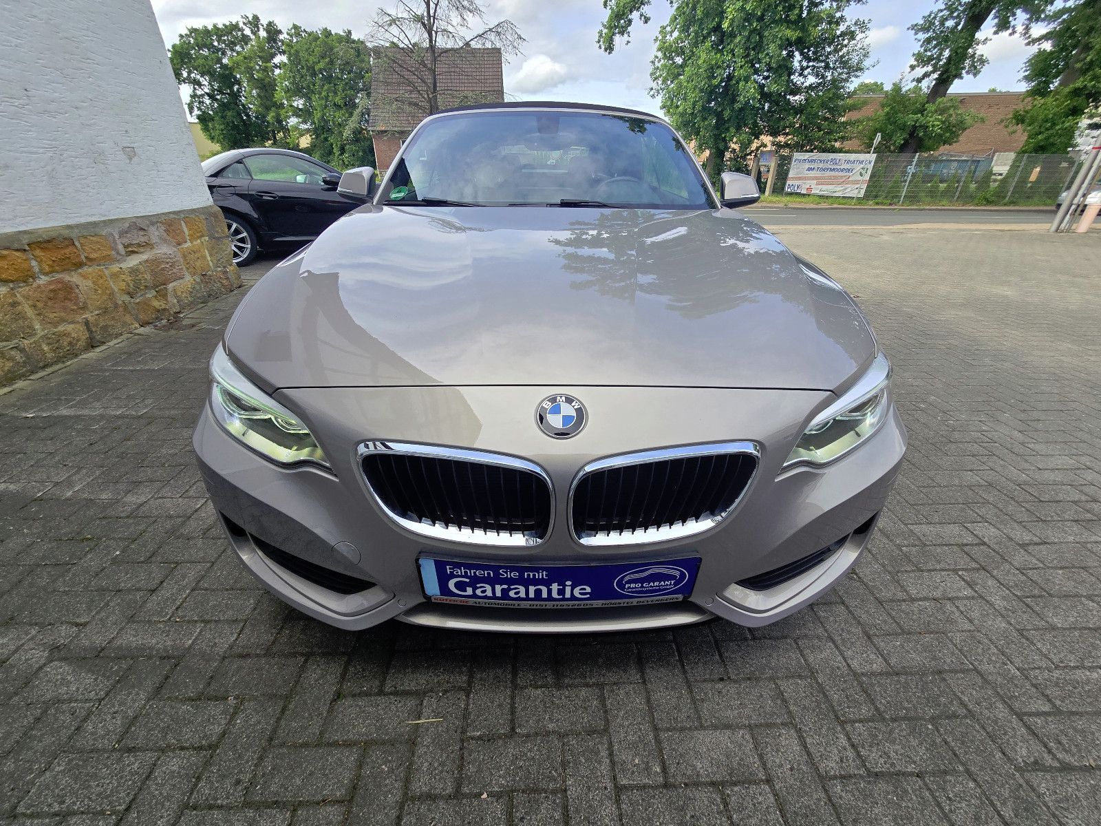 BMW 220i Cabrio Automatik,LED,Navi,PDC,Sitzh