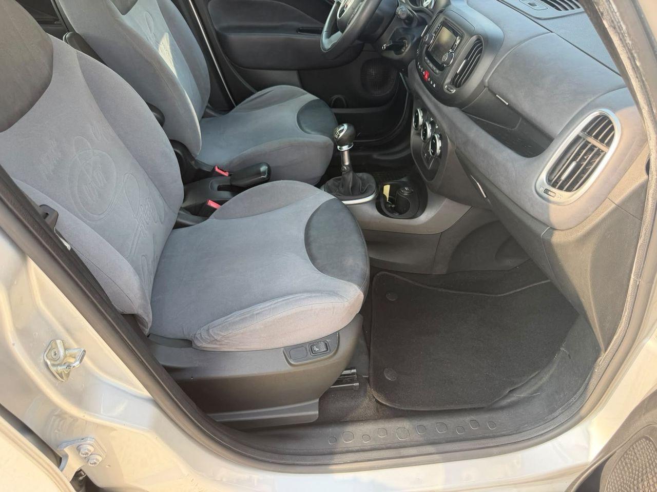 Fiat 500L 2013 — photo 11
