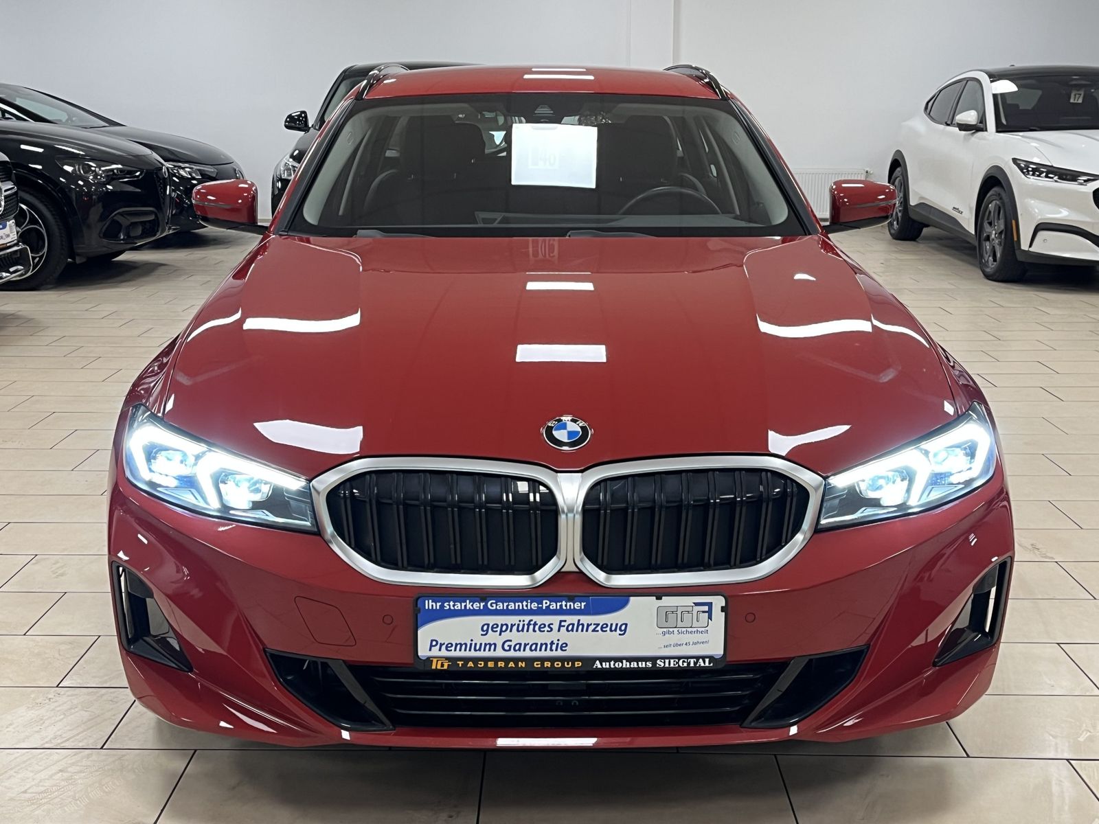 BMW 318 i*Leder*Shadow*Widescreen*R.Cam*AHK*SHZ*LED* foto 2