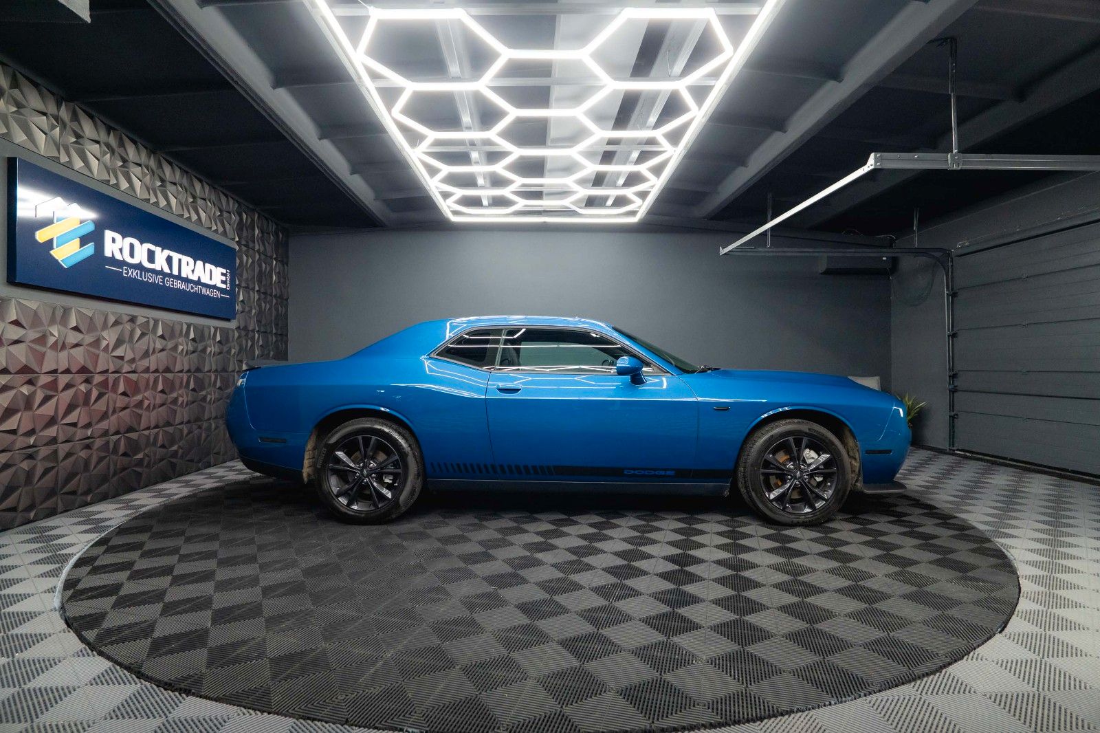 Fahrzeugabbildung Dodge Challenger 3.6 V6 4x4 GT SRT Styling *LED*19%*