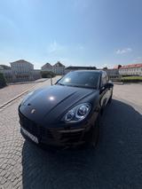 Porsche Macan S S - Porsche Macan Gebrauchtwagen in München