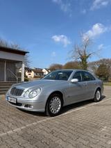 Mercedes-Benz E 200 KOMPRESSOR ELEGANCE Elegance - Mercedes-Benz E 200: Elegance Kompressor