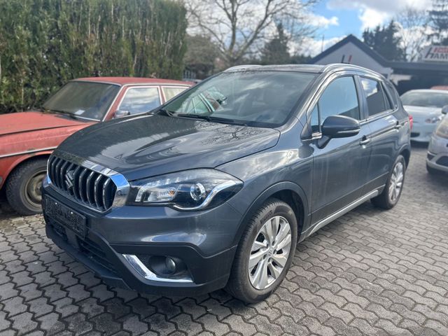 Suzuki (SX4) S-Cross 1.0  4WD  * PDC- Kamera*