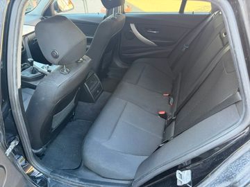 BMW 318 - 10