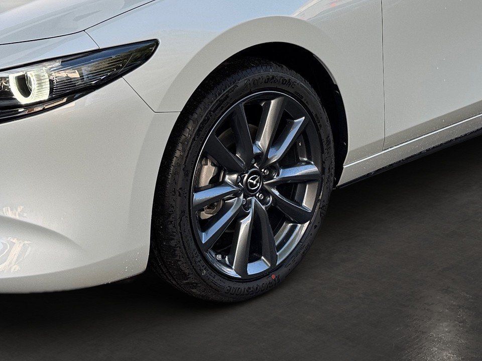 Fahrzeugabbildung Mazda 3 2.5i 140PS A/T Exclusive