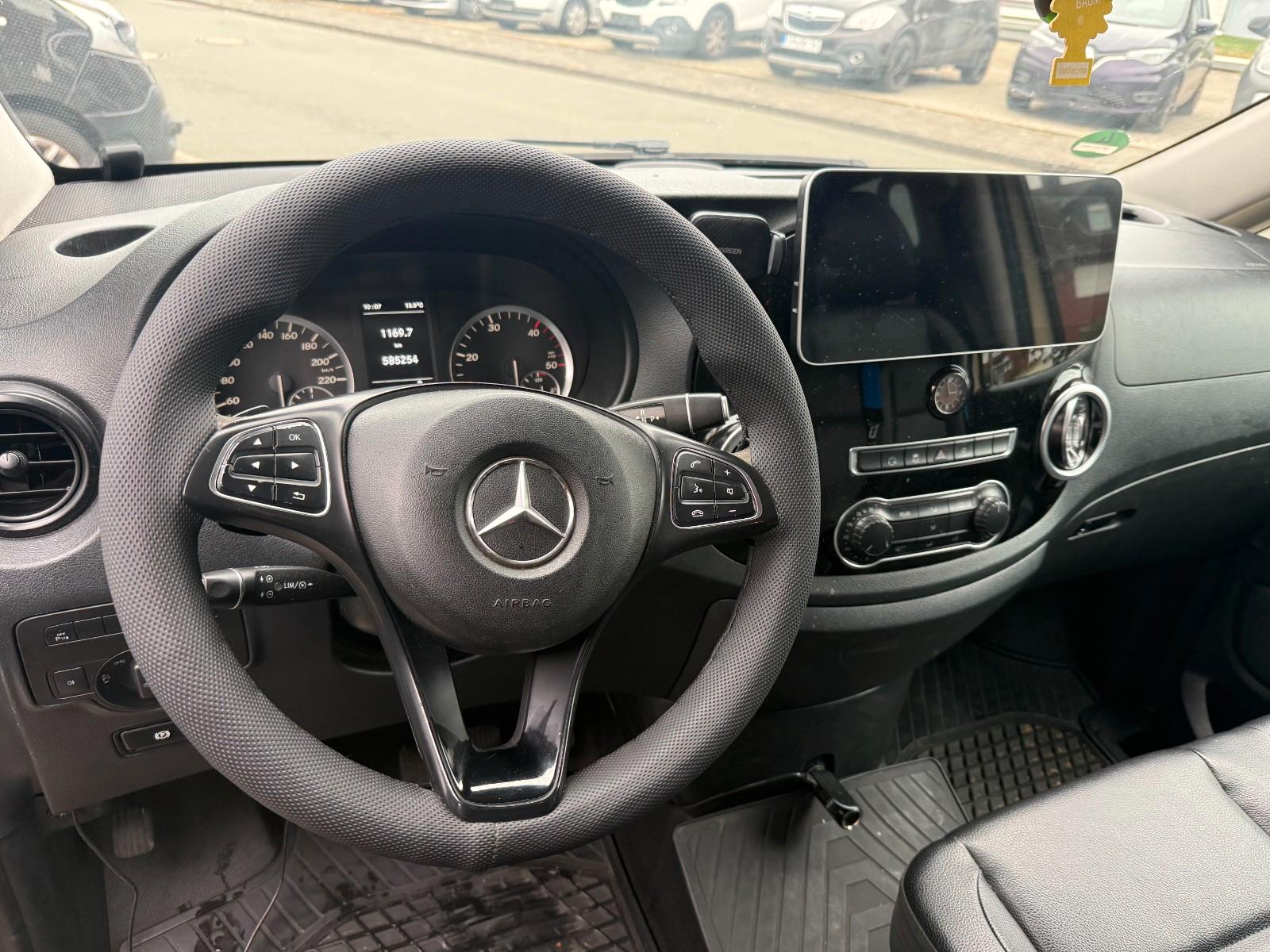 Mercedes-Benz Vito Tourer 116 extralang Pro Auto Leder Navi