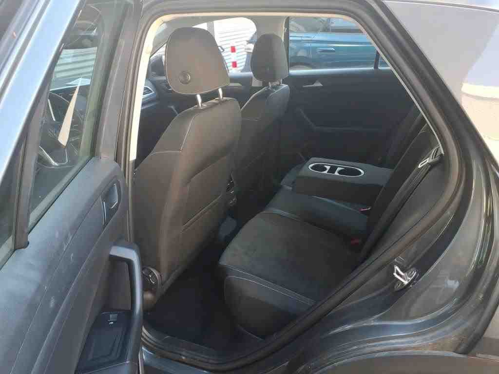 Volkswagen T-Roc - Bild 5