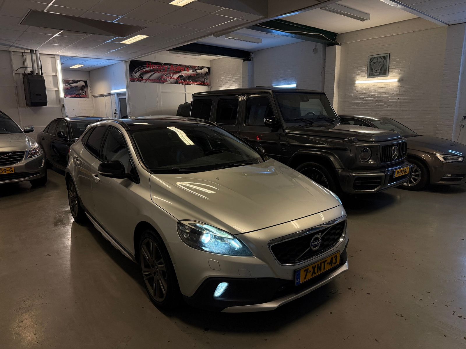 Volvo Volvo V40 Cross Country 2.0 D4 5-DOORS PANO NAVI L