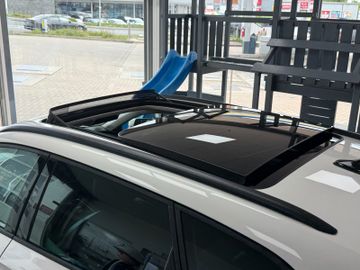 Seat Leon SportstourerPanoR.KameraAHKLEDBeatsAu.