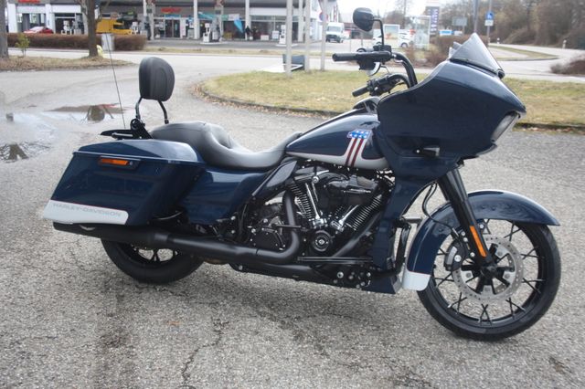 Harley-Davidson Touring Road Glide 114