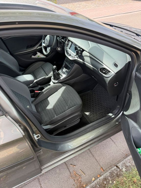Image of Opel Astra