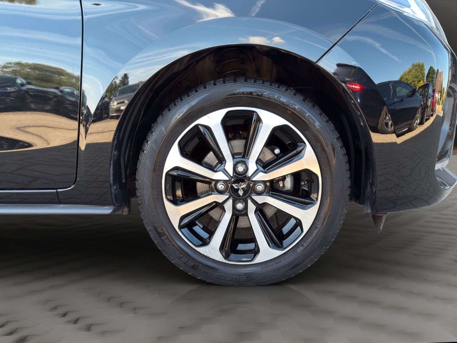 Fahrzeugabbildung Mitsubishi Space Star Spirit *1-Hand*Bluetooth*Allwetter*