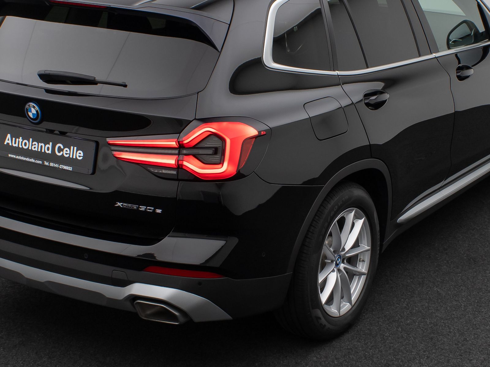 Fahrzeugabbildung BMW X3 xD30e DAB HiFi Kamera Leder Sportstz 18Zoll