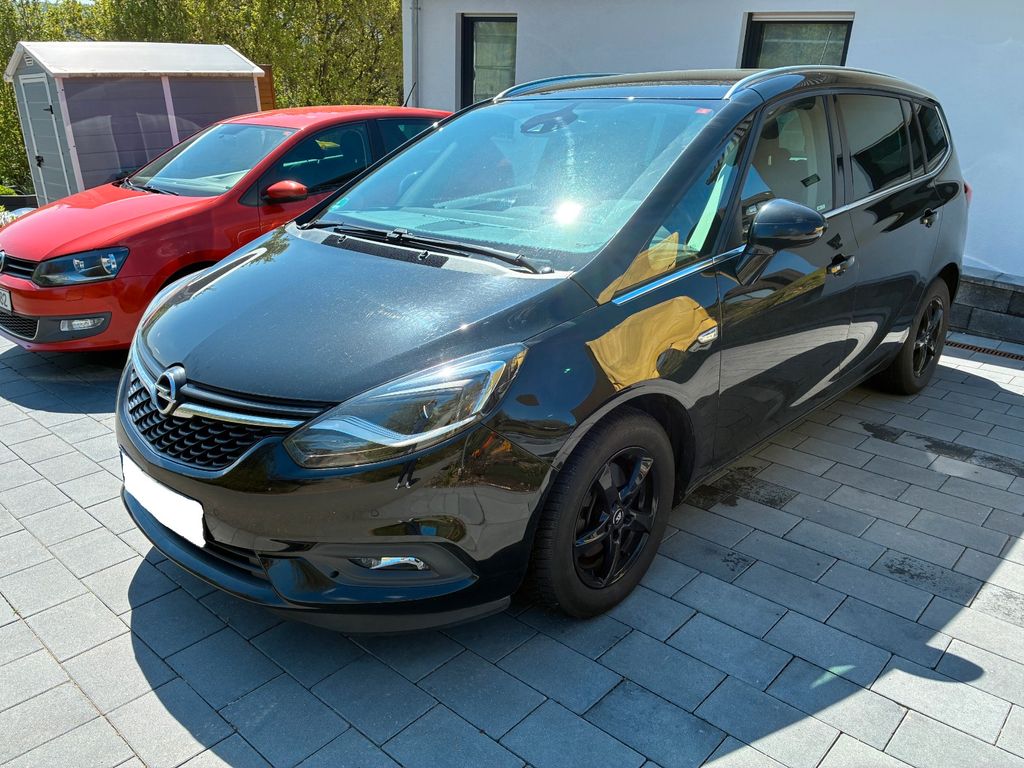 Image of Opel Zafira Tourer
