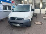 Volkswagen T5 Transporter Kasten - Volkswagen T5 Transporter aus 2004