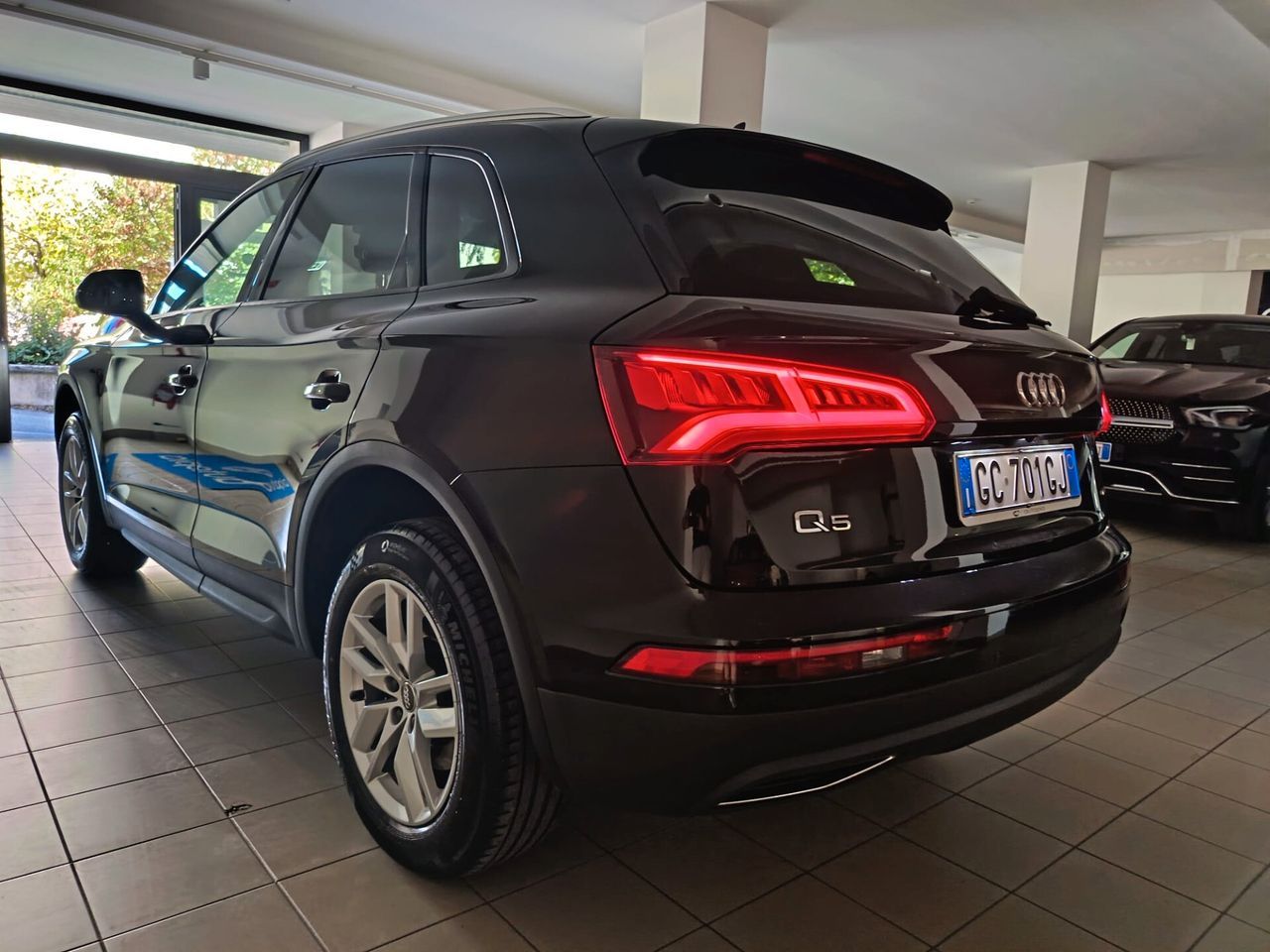 Audi Q5 35 TDI S tronic line plus imagem 3