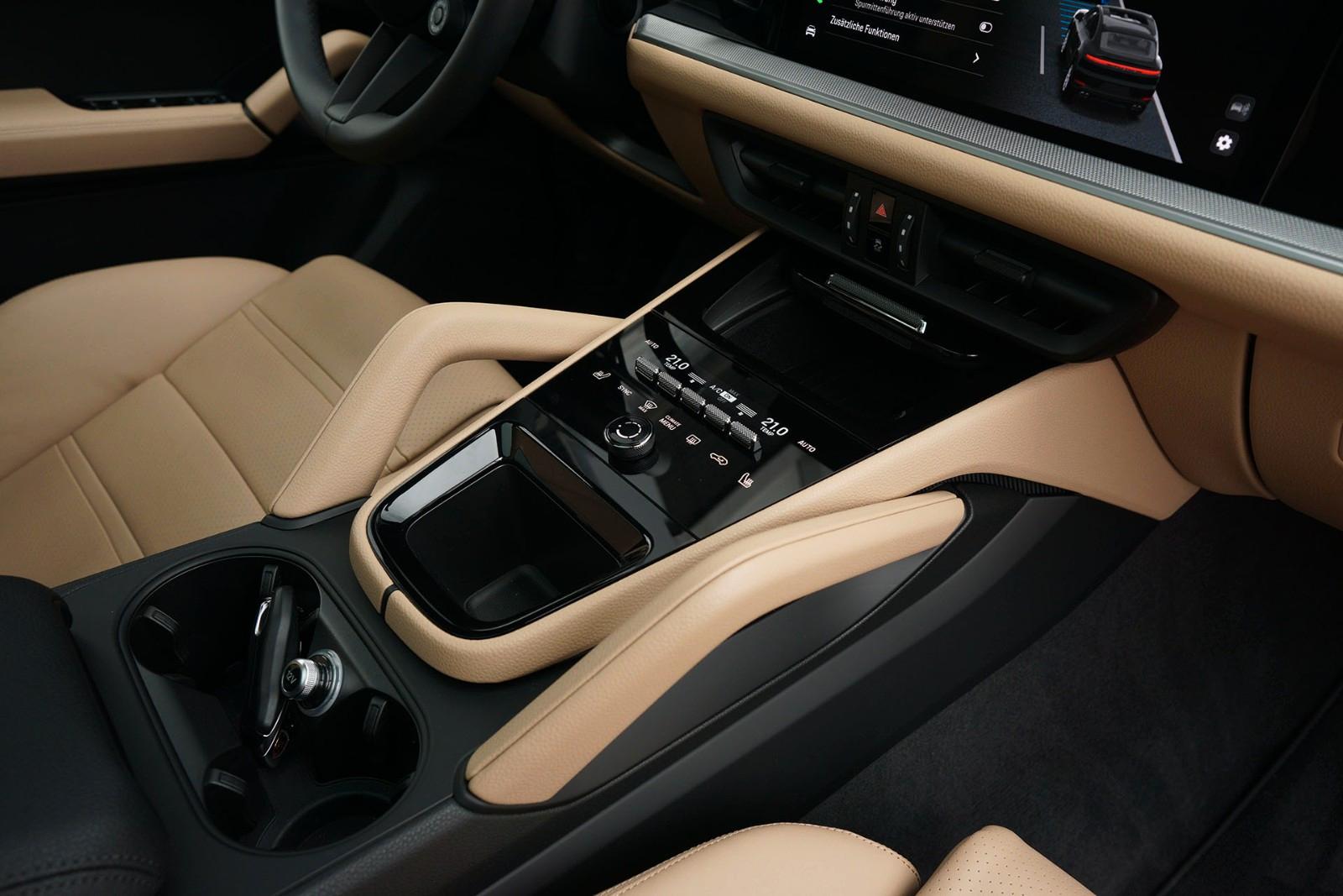 Porsche Cayenne Coupe SPORTDESIGN-INNO-LUFTF.-22"-BEIGE