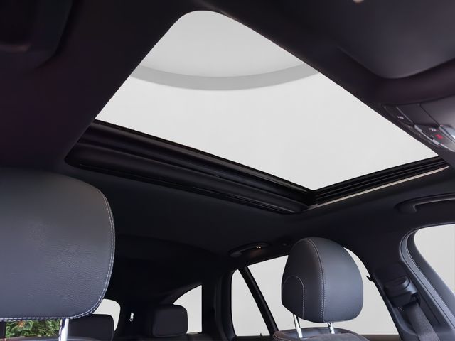 Fahrzeugabbildung Mercedes-Benz E 300 Td AMG+LED+Kamera+Schiebed.+Totwinkel+AHK