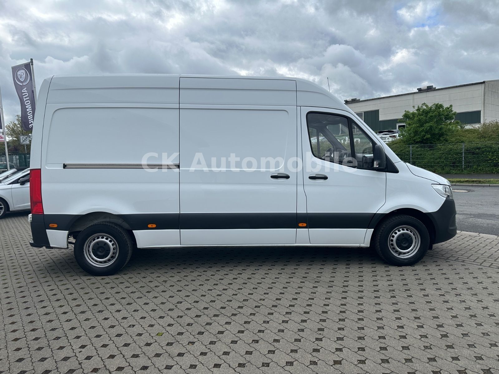 Fahrzeugabbildung Mercedes-Benz Sprinter III Kasten 314 FWD H2L2/Klima/Kam./AHK