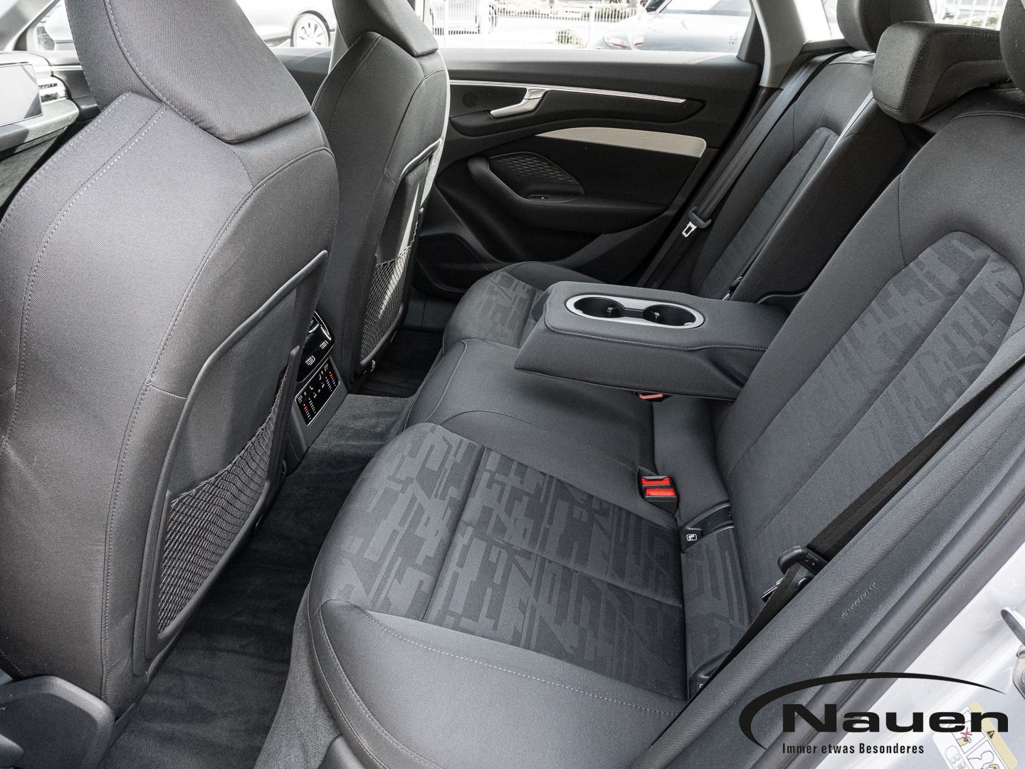 Audi A6 - Bild 21