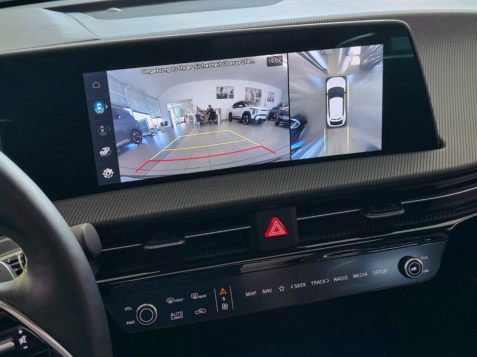 KIA EV6 GT 77,4-kWh AWD Glasdach HUD Navi LED – Bild 31