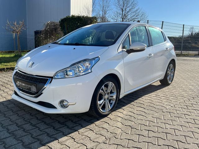 Peugeot 208 1.6 Allure 120 VTi*KLIMAAUT*PDC*SHZ*ALU*