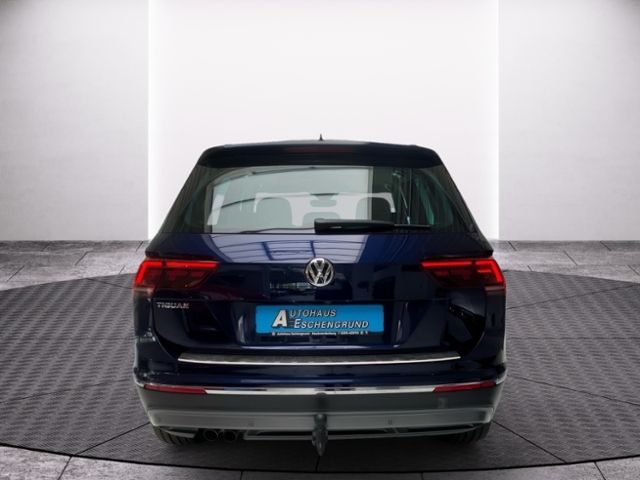Fahrzeugabbildung Volkswagen Tiguan 2.0 TDI 4x4 DSG Highline AHK NAVI STANDHE