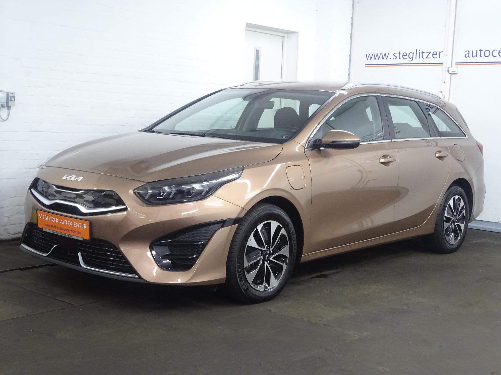 Kia cee'd SW 1.6 GDI PHEV Spirit DCT ACC/LED/Kamera