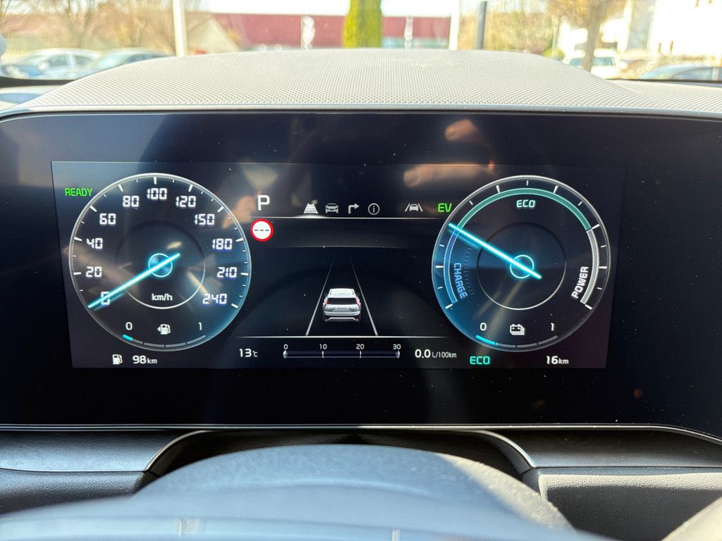 Fahrzeugabbildung Kia Niro 1.6 Plug-in Hybrid Spirit TECH RELAX PAKET