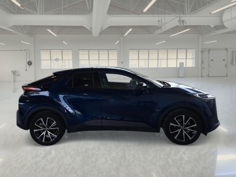 Toyota TOYOTA C-HR 2.0 HV E-CVT TREND SUV imagem 3