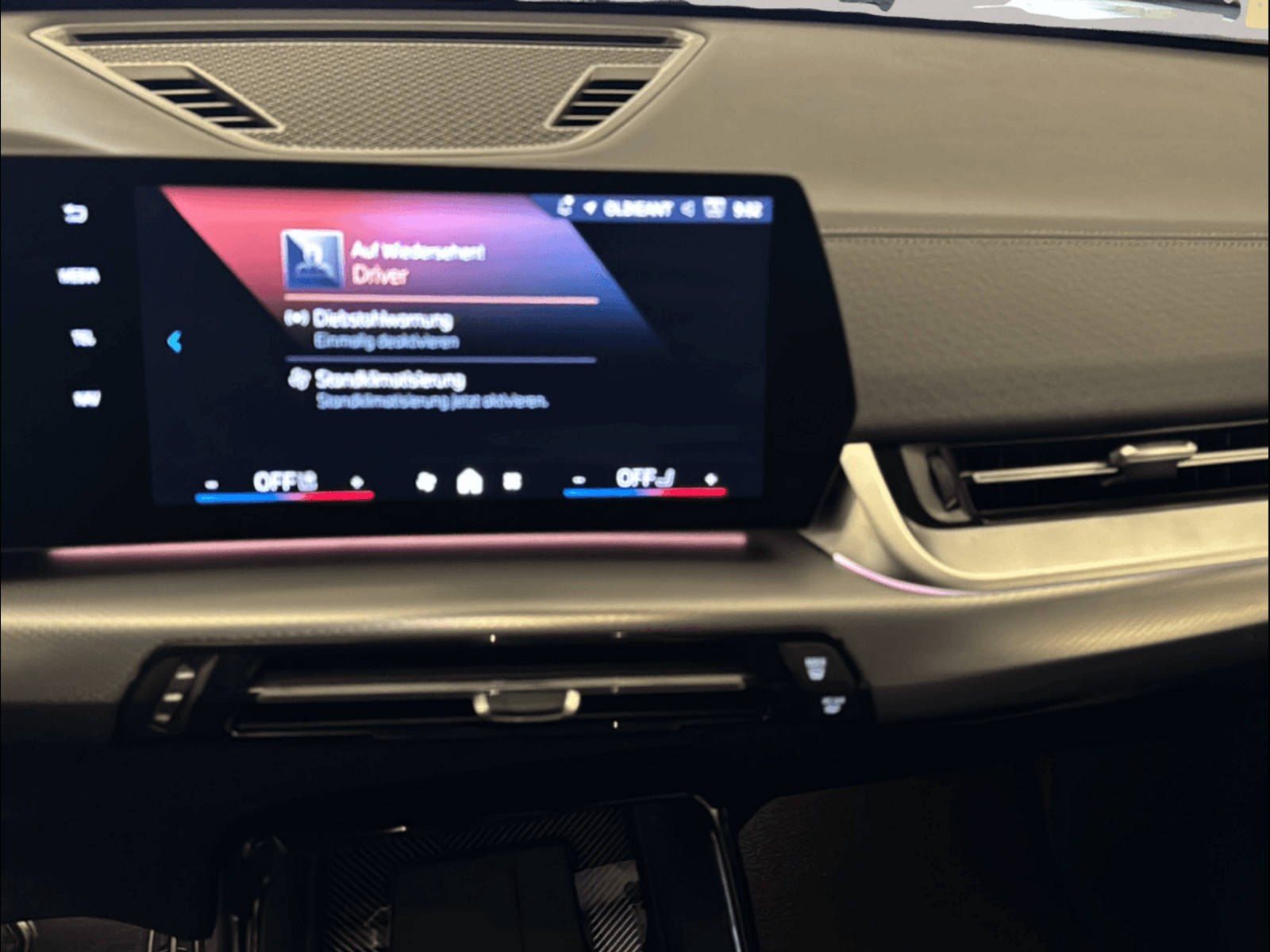 BMW iX2 - Bild 19