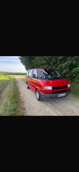Volkswagen T4 Multivan - rote Volkswagen T4 Multivan