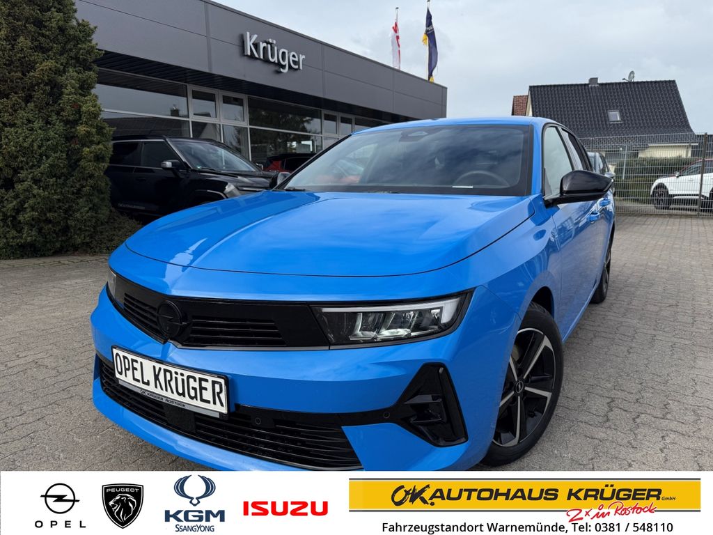 Opel Astra — hlavná fotografia