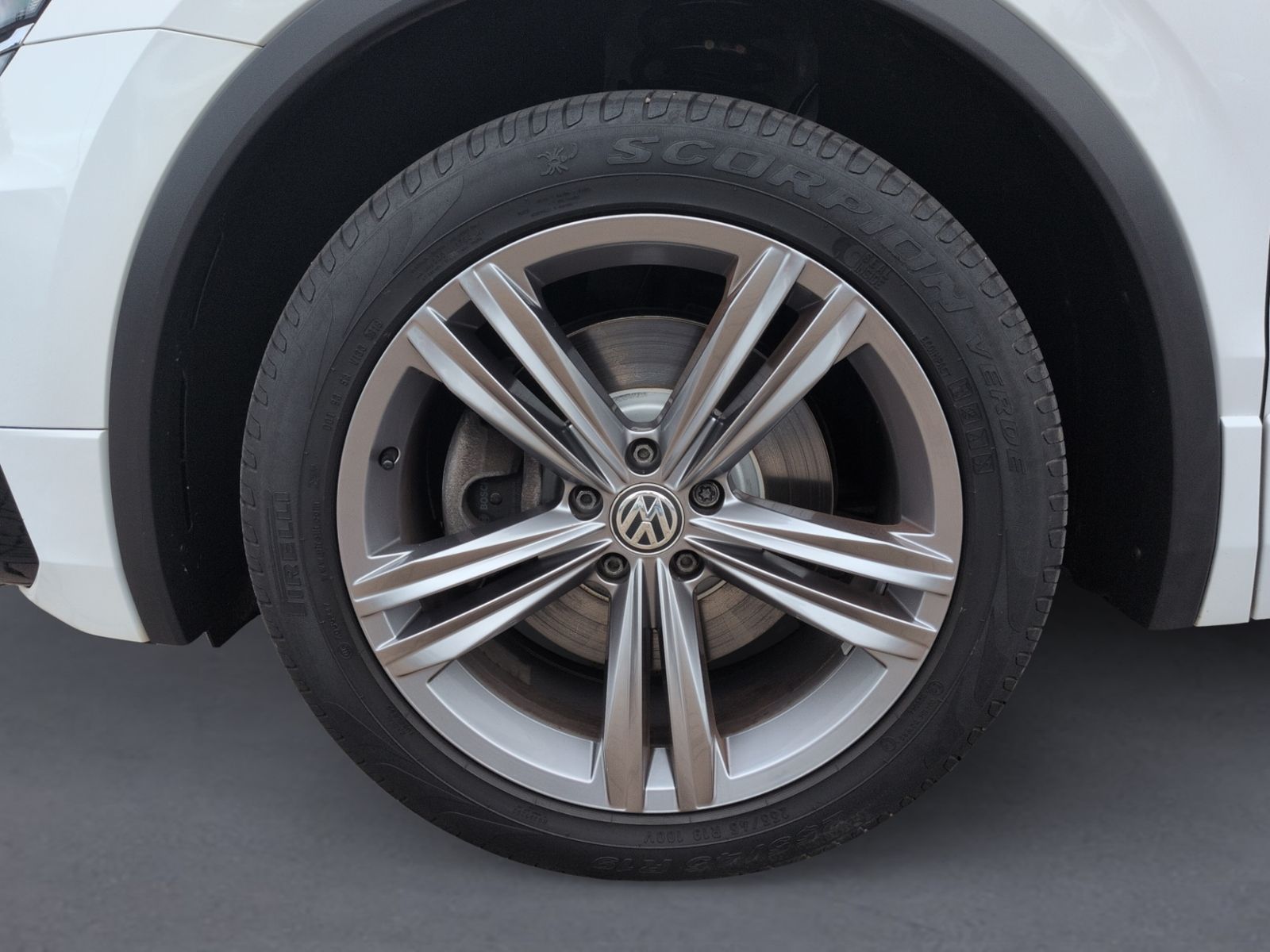 Tiguan 2.0 TSI DSG 4M Highline HEAD-UP+DCC+AHK+