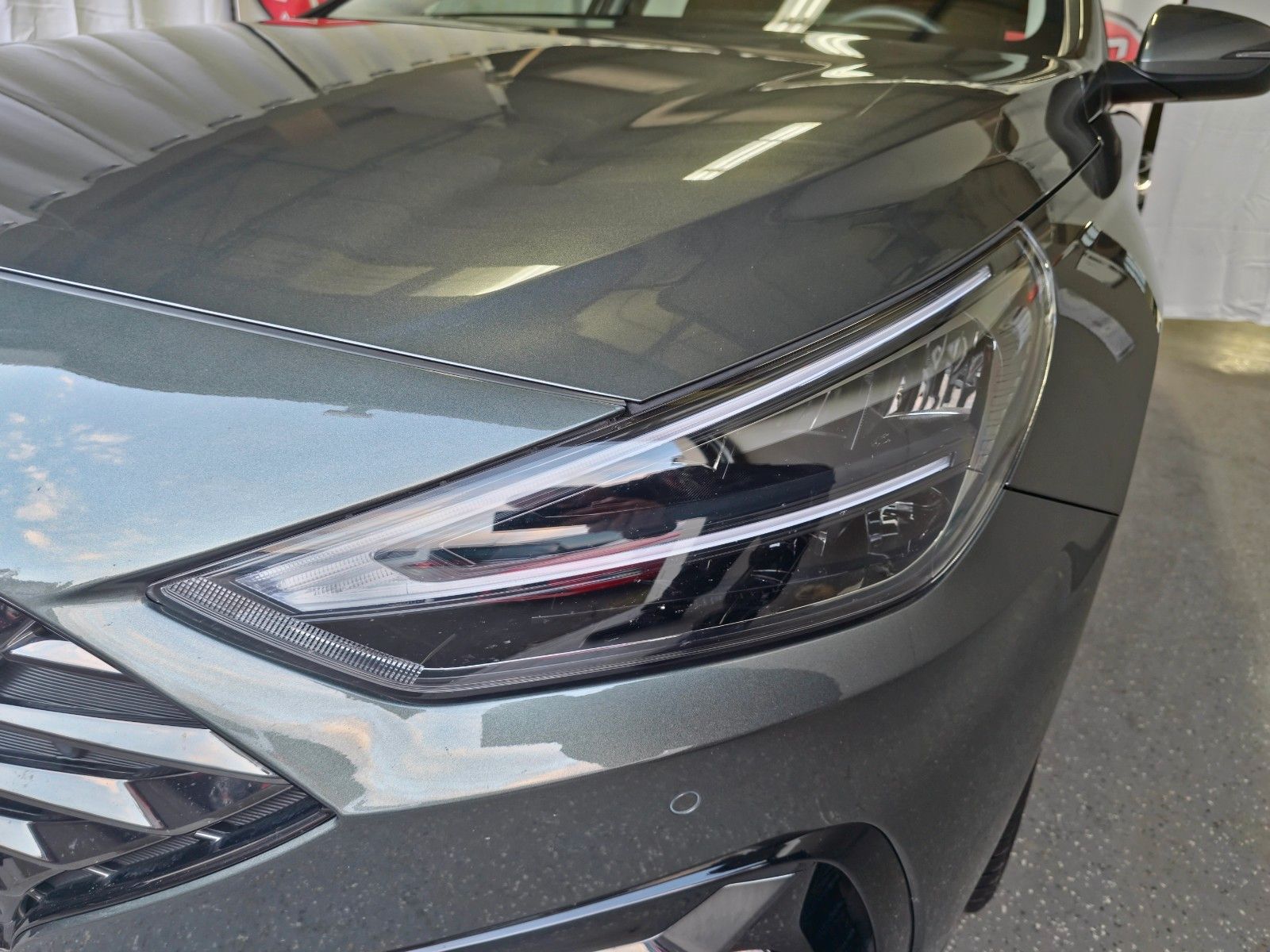 Hyundai i30 ,Mild-Hybrid,LED,Navi,Kamera,Alu,Automatik foto 8