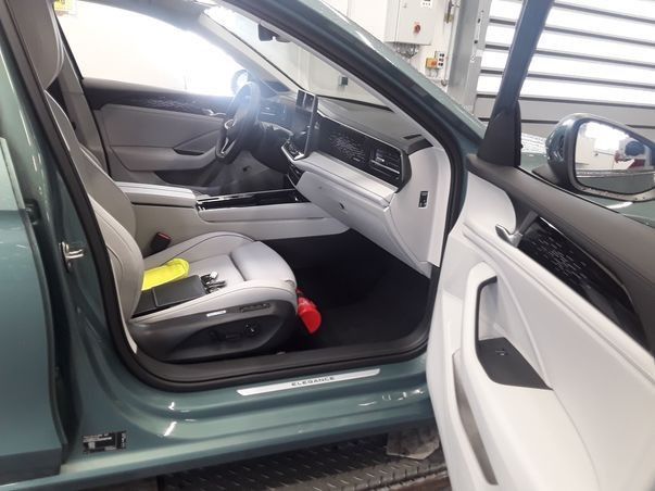 Volkswagen Passat Variant - Bild 8