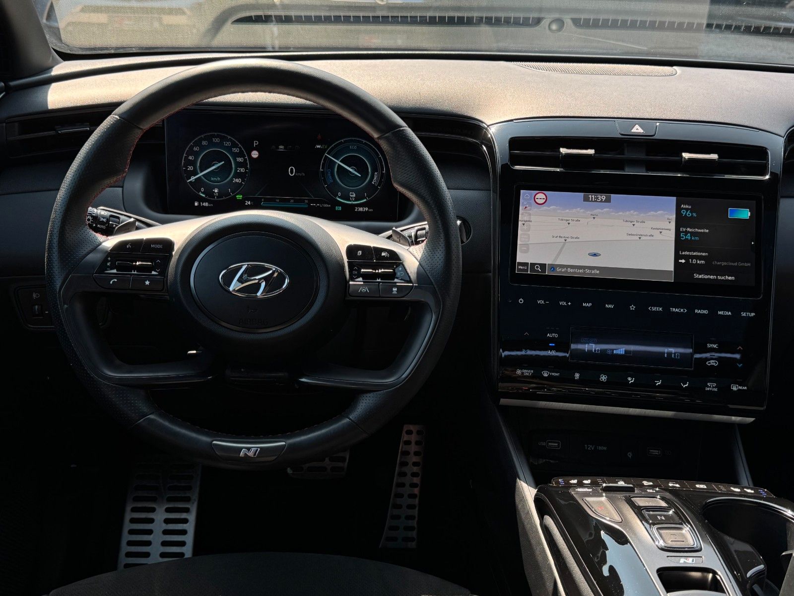Fahrzeugabbildung Hyundai Tucson 1.6 T-GDI N Line PHEV 4WD PANO KRELL CAM