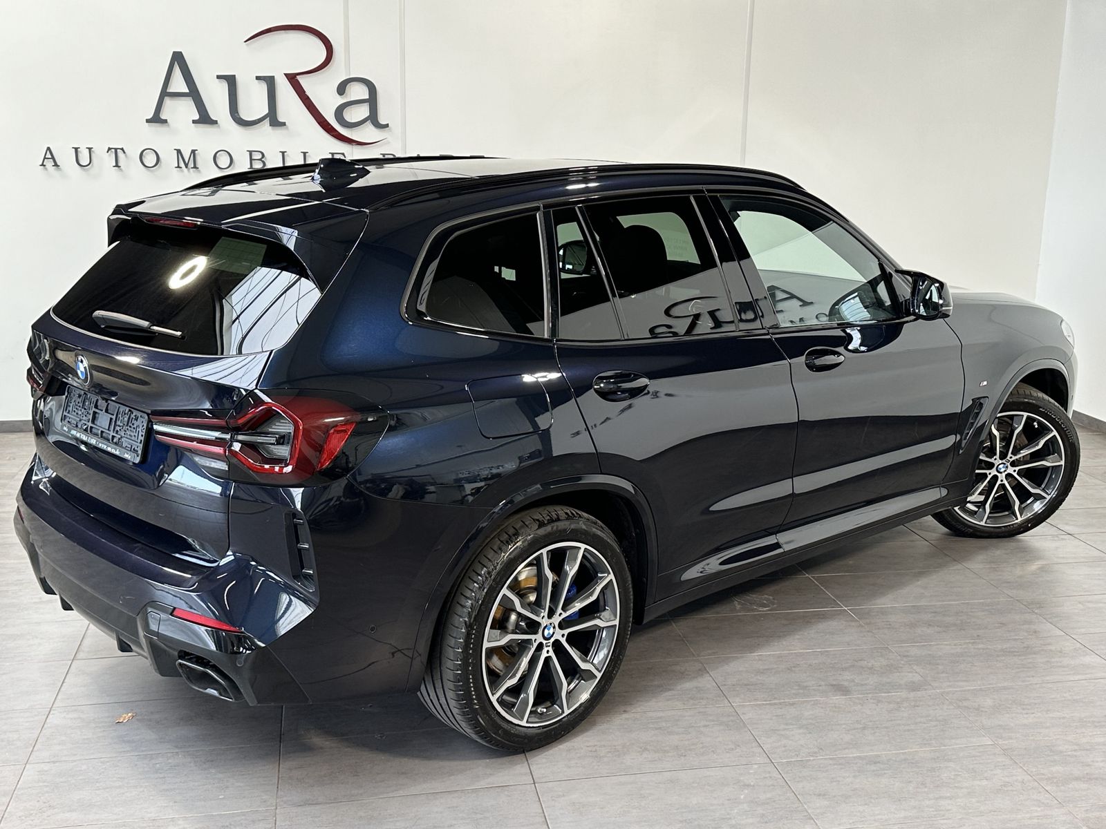 Fahrzeugabbildung BMW X3 M40d NAV+LED+PANO+HEAD-UP+ACC+STANDHEIZUNG+PP