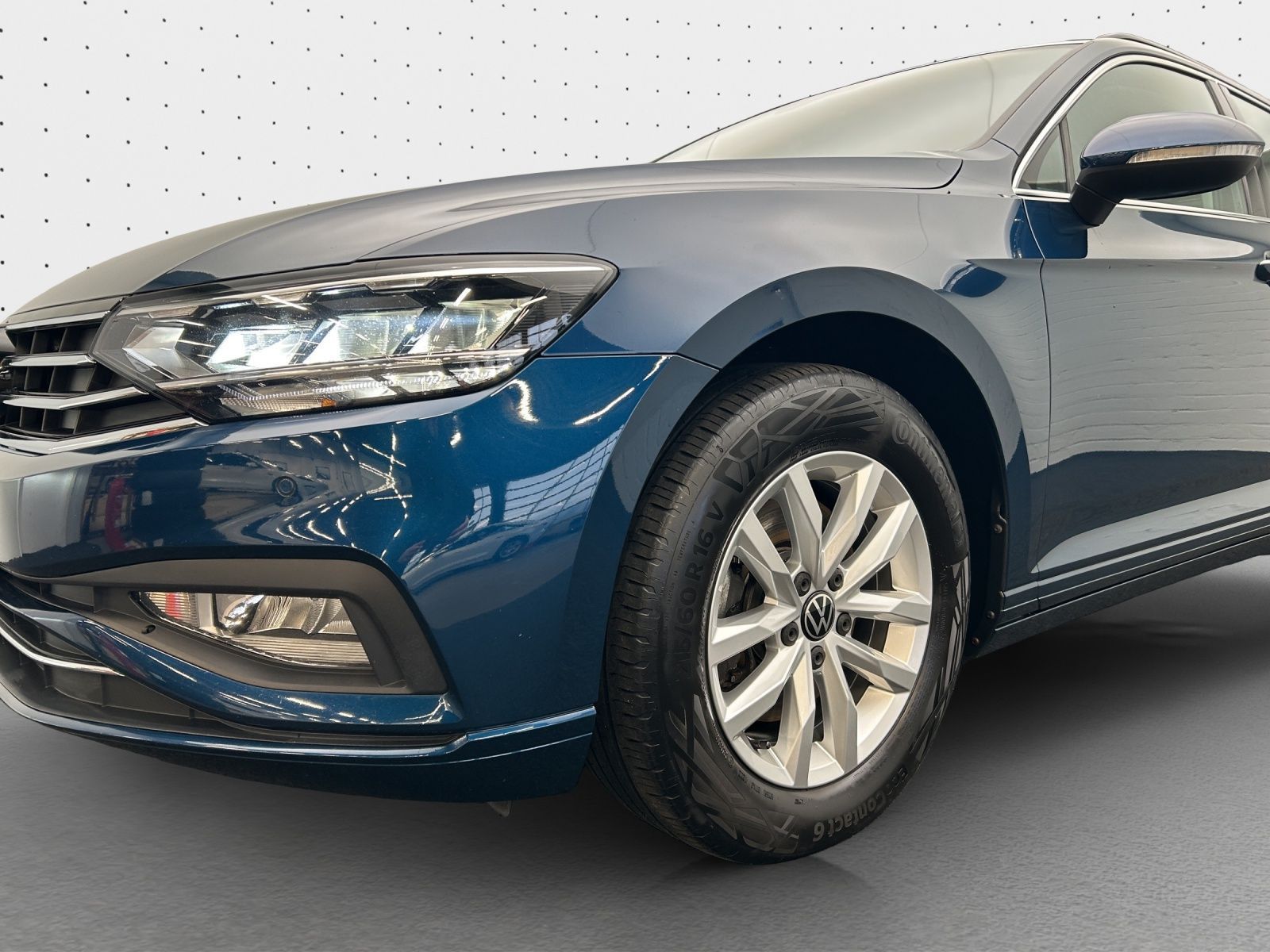 Volkswagen Passat Variant - Bild 12