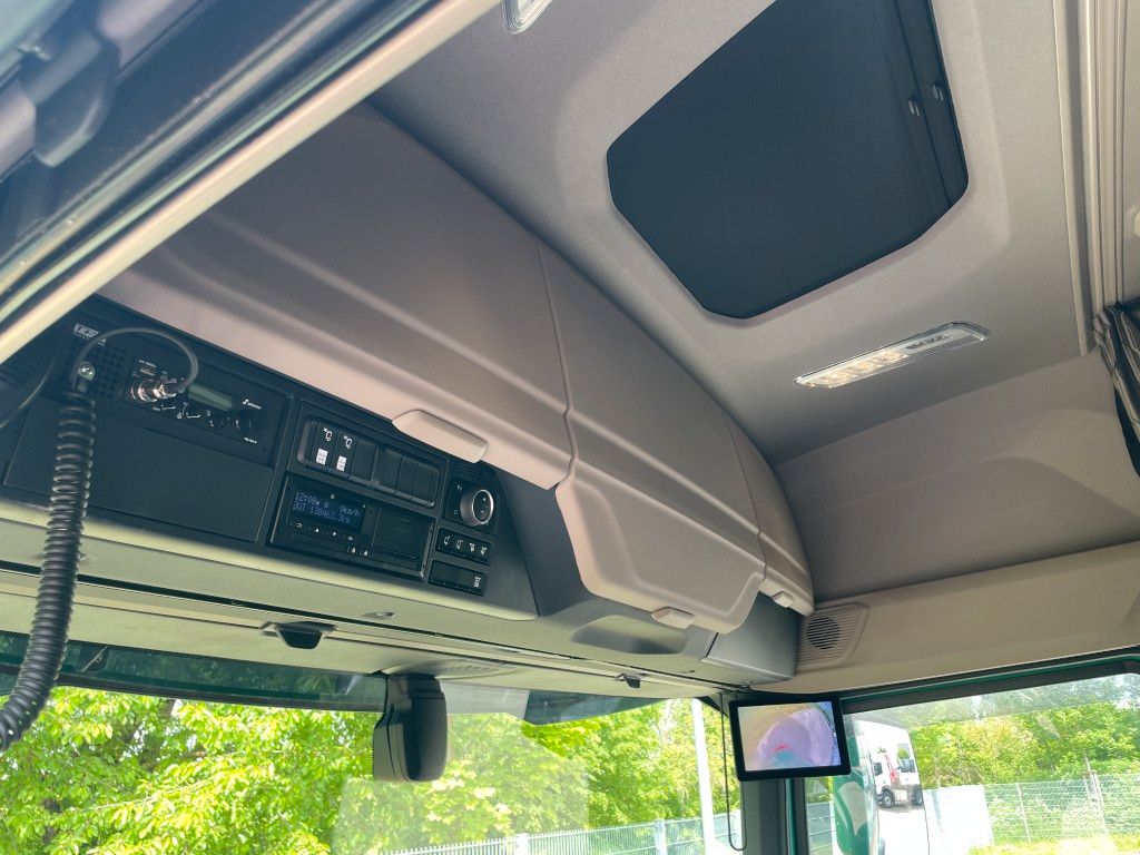 Fahrzeugabbildung DAF FT XF 530 NGD PXP 4x4